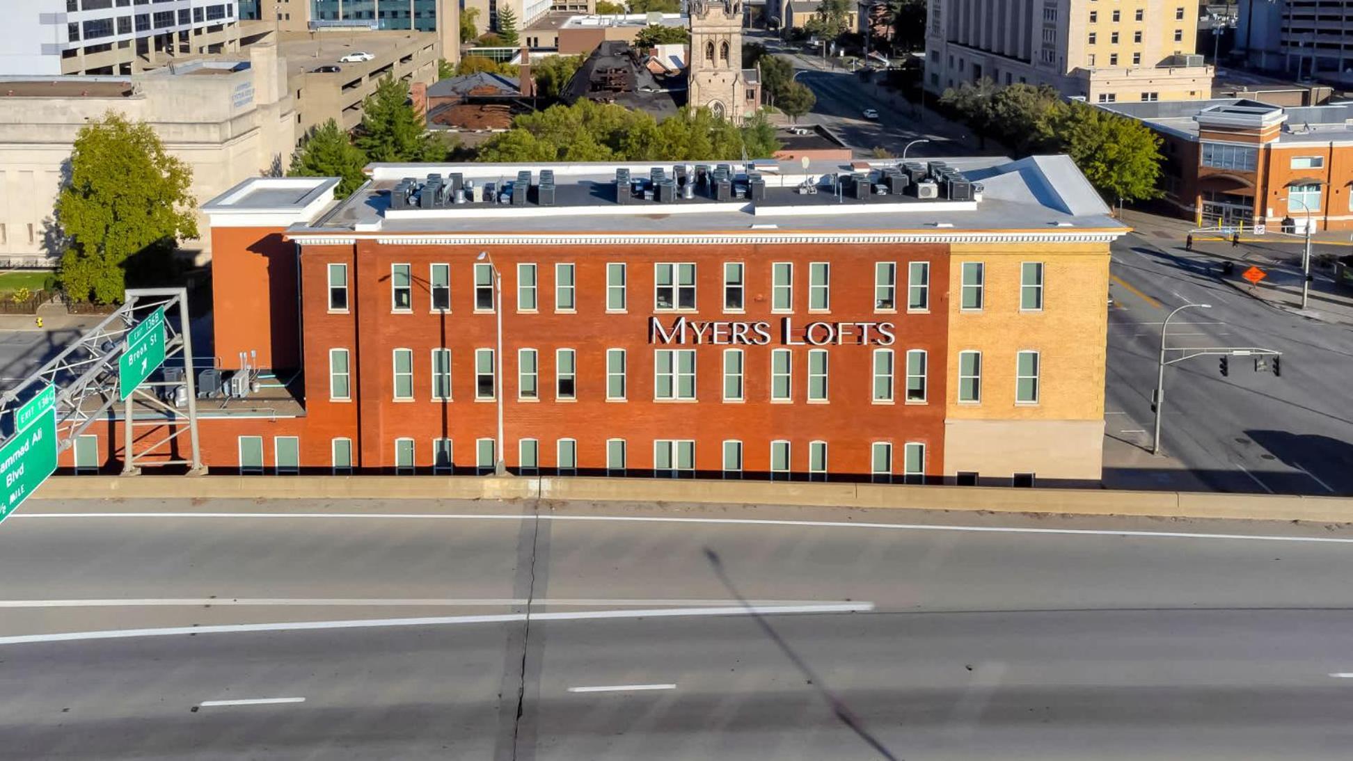 Bright And Modern In # 407 * Louisville